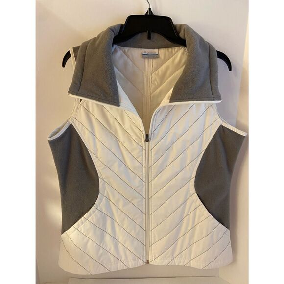 Columbia Jackets & Blazers - Columbia zipper quilted vest white gray large L